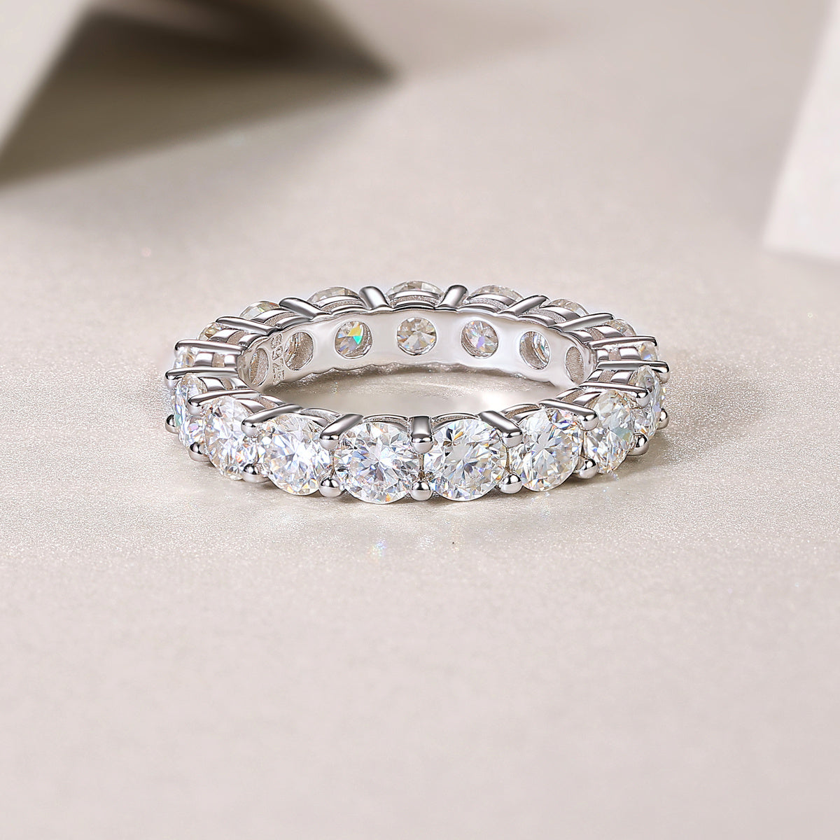 Starlight - A Fashionable And Luxurious Jewelry Accessory Set