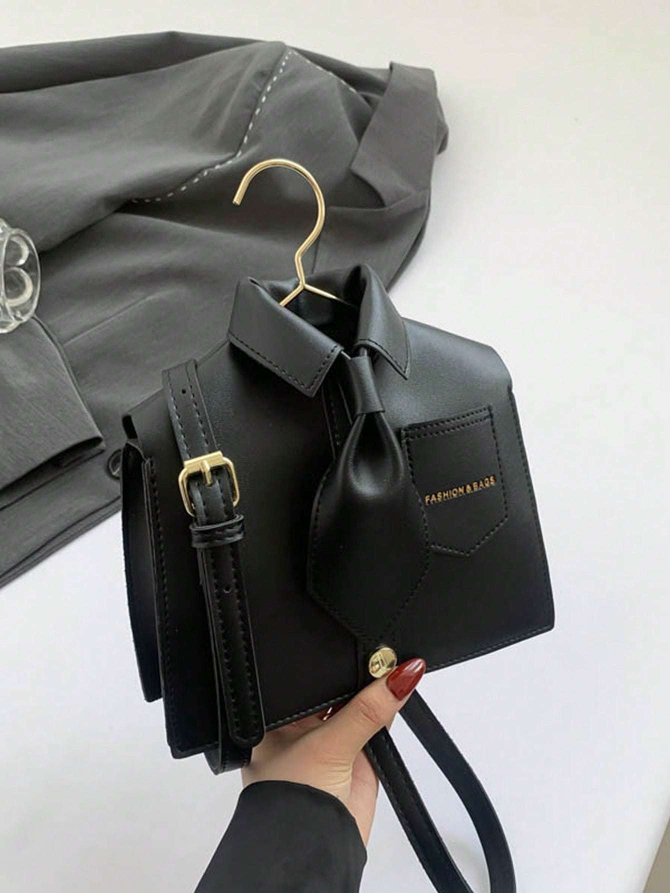 Quirky Shaped Collar Women Crossbody Bag