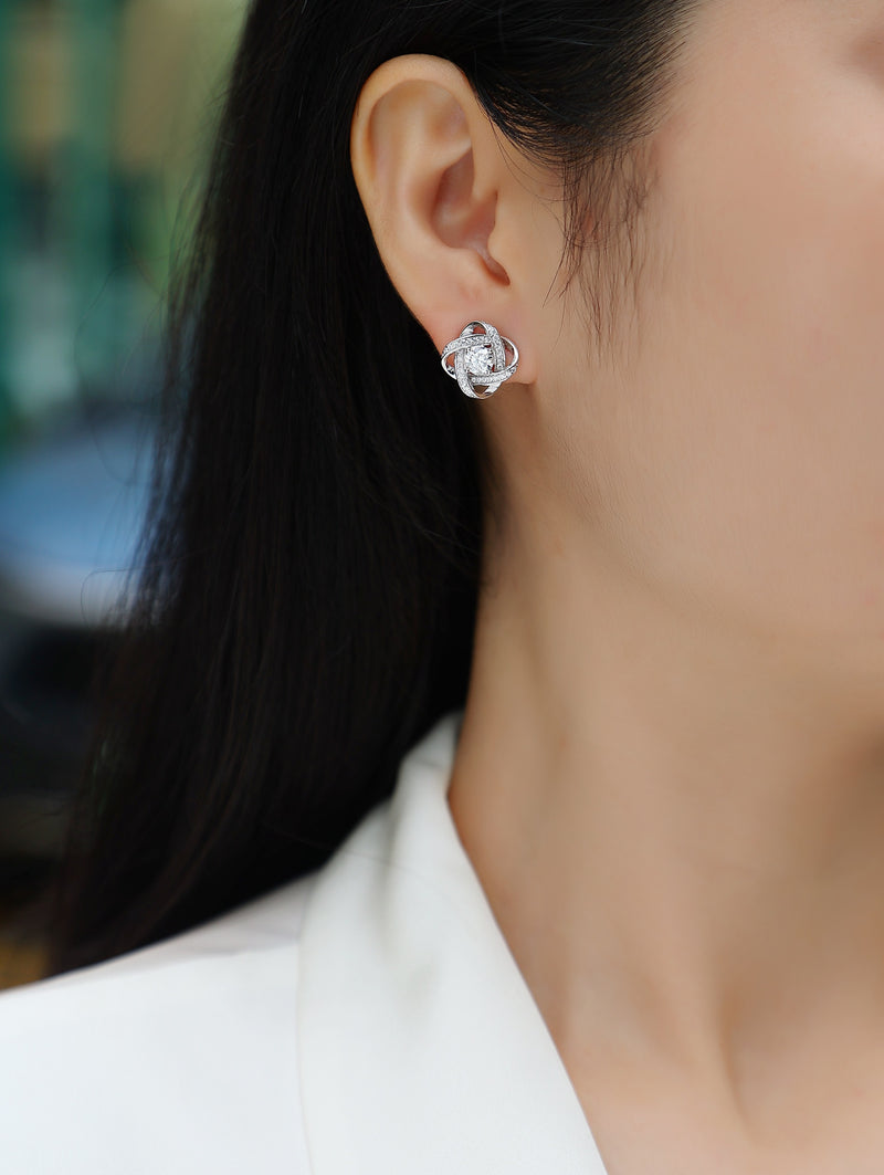 Hope Beam - A Fashionable And Luxurious Diamond Jewelry Piece Set
