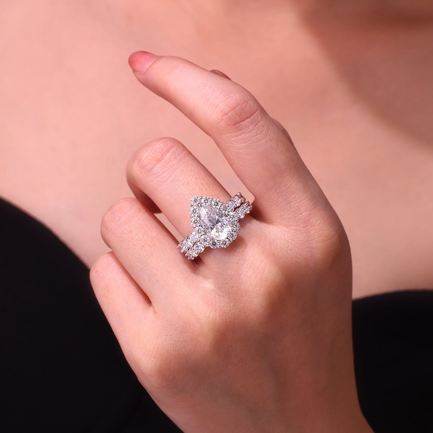 Devoted Dew - Fashionable Men's And Women's Ring And Ring Jewelry Set