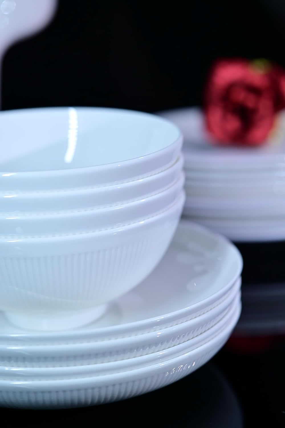 Dandilion Bone China Dinnerware Set, 16 Pieces, Service For 4, Plates, Dishes, Bowls Set