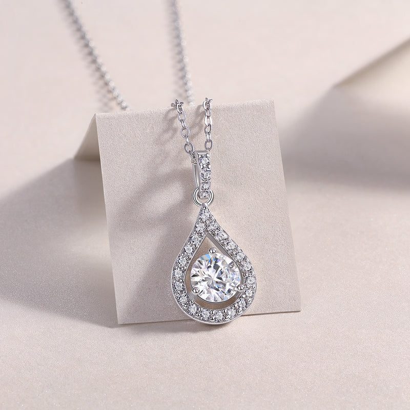 Heart Charm - A Fashionable And Luxurious Diamond Jewelry Piece Set