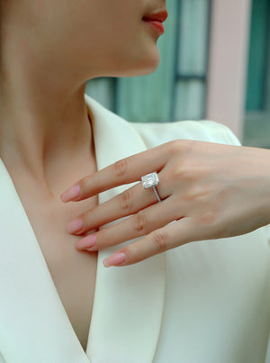 Iridescence City - Fashionable Diamond Jewelry Set