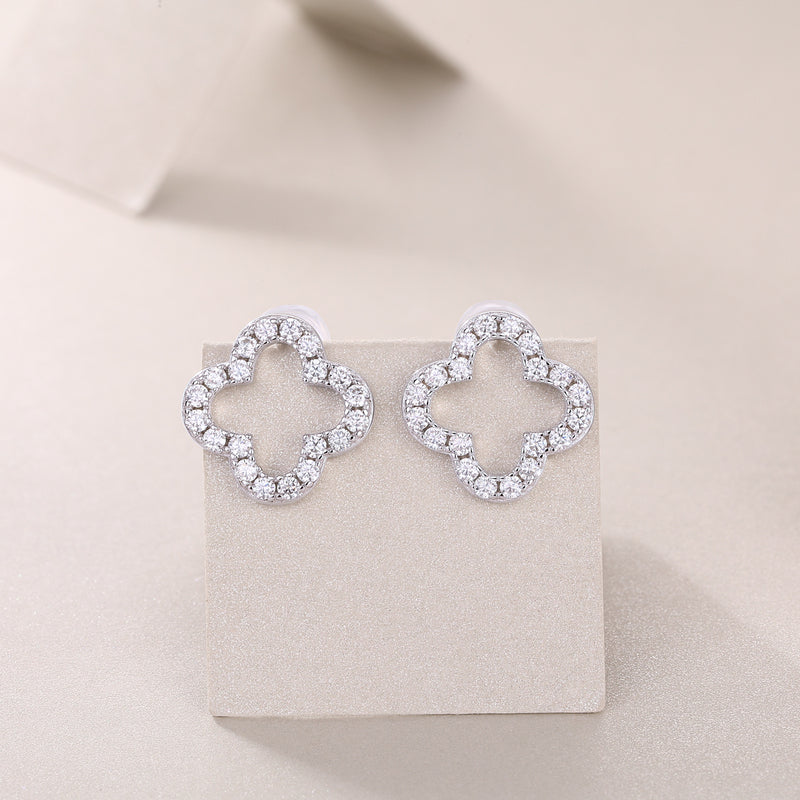 Seeking Happiness - Fashionable And Luxurious Diamond Jewelry